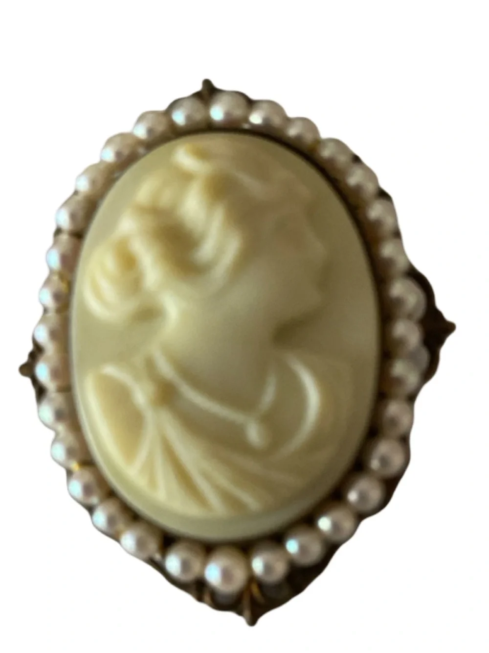 Vintage Estate Cameo Brooch with Pearl Border - Right facing